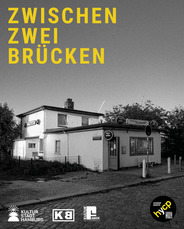 black and white photo of a restaurant in Veddel with atitel: Zwischen Zeit Brücken" A Motiv for the exhibition in Hoyerwerda